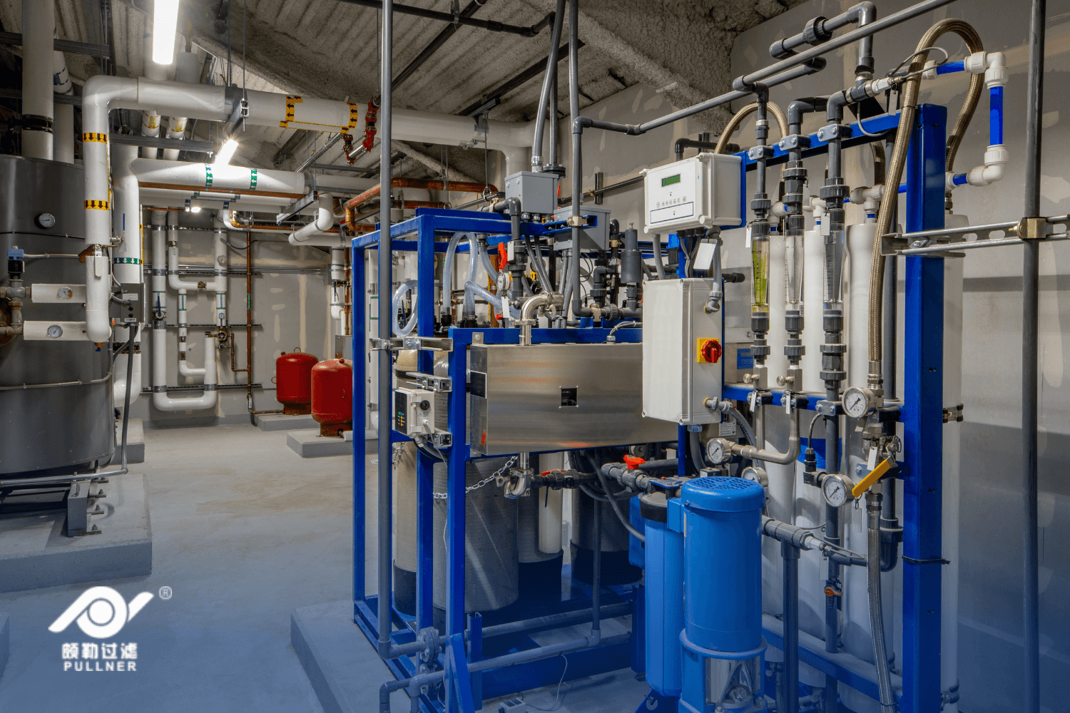 distribución y supervisión